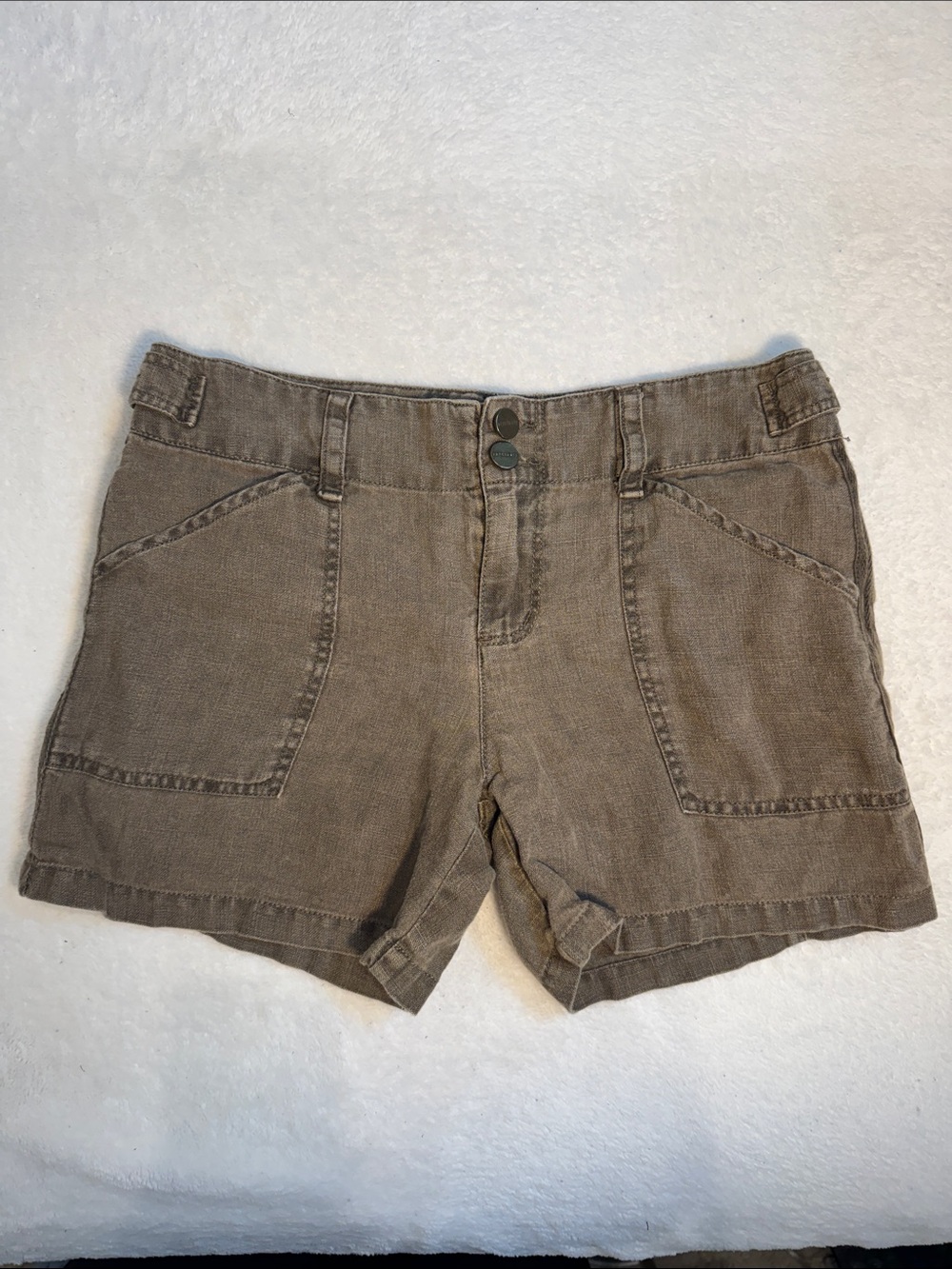 Sanctuary olive linen shorts. 26.